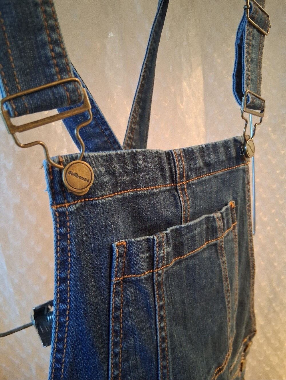 Dollhouse Women's Dark Blue Denim Short Overalls Sz 3 Preowned - Picture 4 of 9
